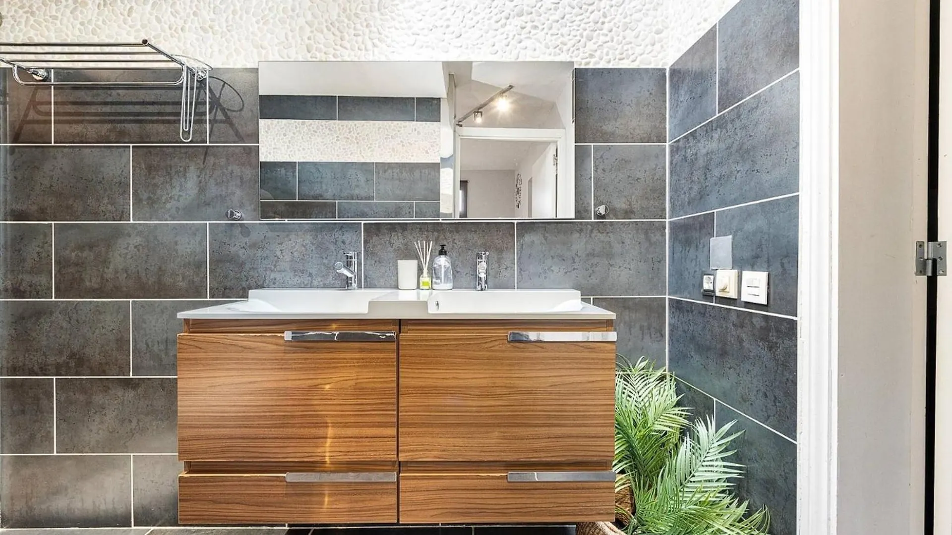 מלון מספאלומס Elegant Bungalow,Views,Swimming Pool,Golf Camp
